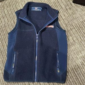 Vineyard vines vest. fleece.